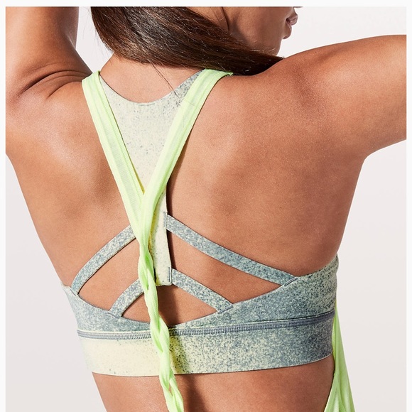 Twist and Toil Tank Lululwmon - Picture 2 of 4